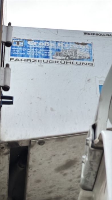 Продам будку рефрежератор дл5.20шр2.40вы2.30