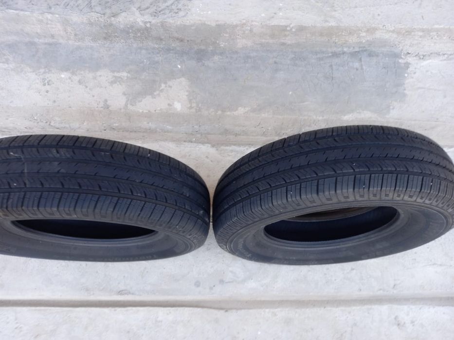 2 Шины  205/75/R15