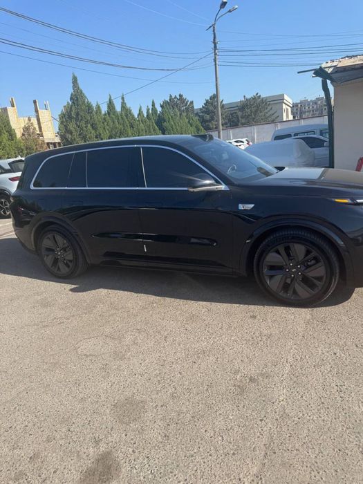 Lixiang L9 Ultra 2025