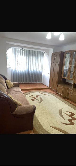 Închiriez-apartament Brazda