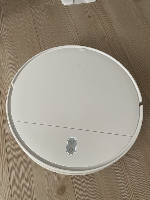 Xiaomi Mi Vacuum Robot Mop Essential