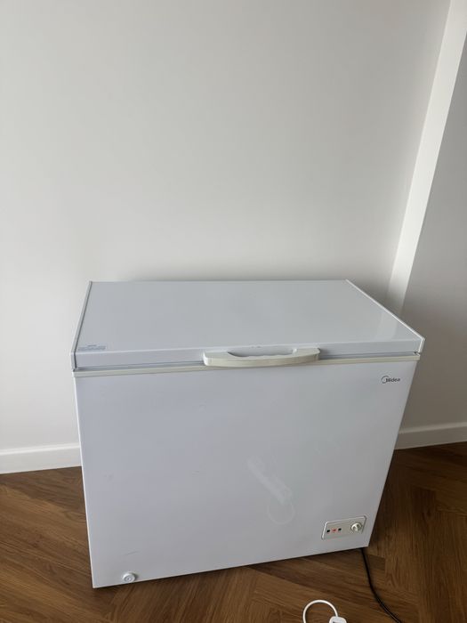 Морозильный ларь/камера Midea