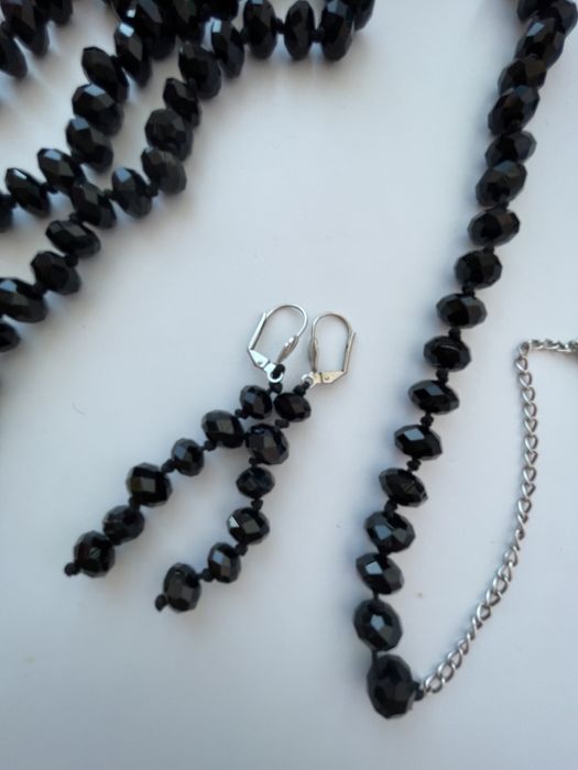 Набор с бусами и жемчуг