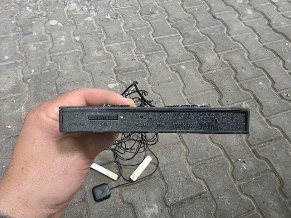 Router 4G Profesional Teltonika rut850 pentru auto