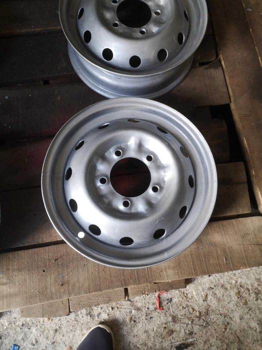 16ки за витара и нива 230 лв