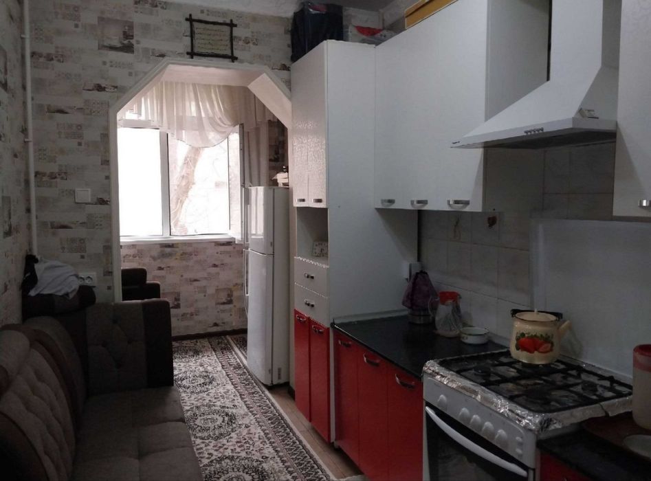 Юнусабад 18, 2в3/2/4, Кирпичный 77 серия,  Не торец, 58м2