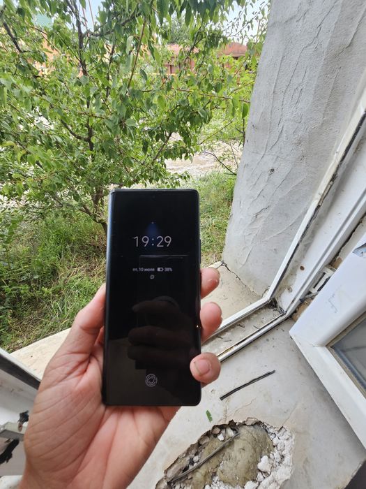 Android Tecno Spark 20 Pro +