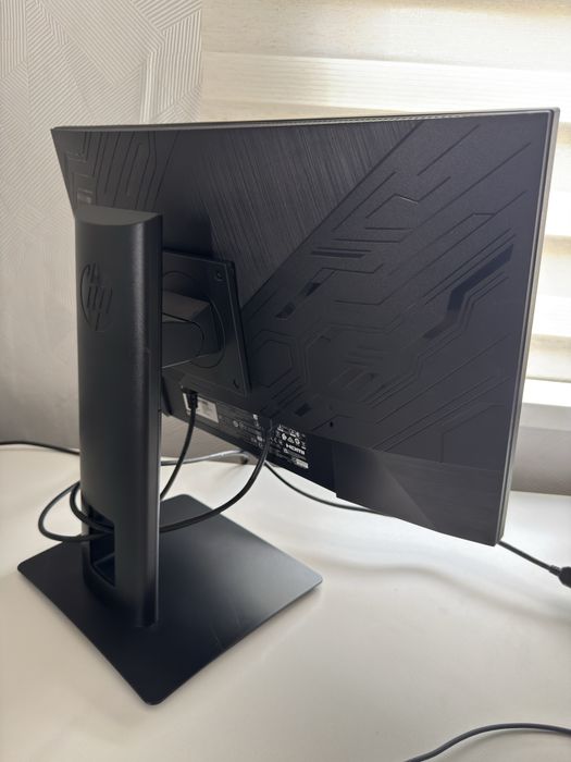Монитор изогнутый Hp x24c 144hz