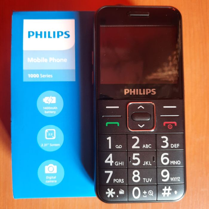 Telefon cu taste philips ptr persoane în vărstă