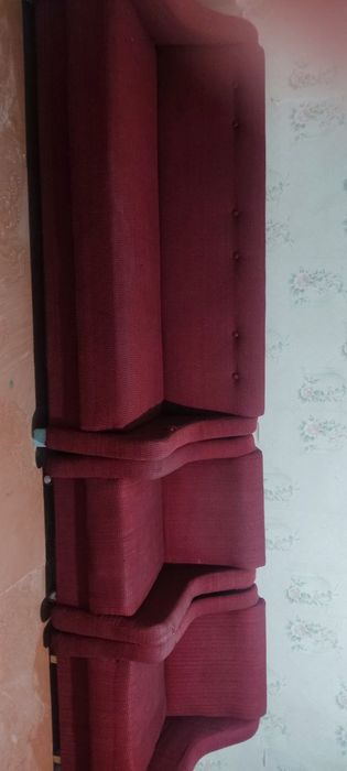 кресло диван бирга сотилади