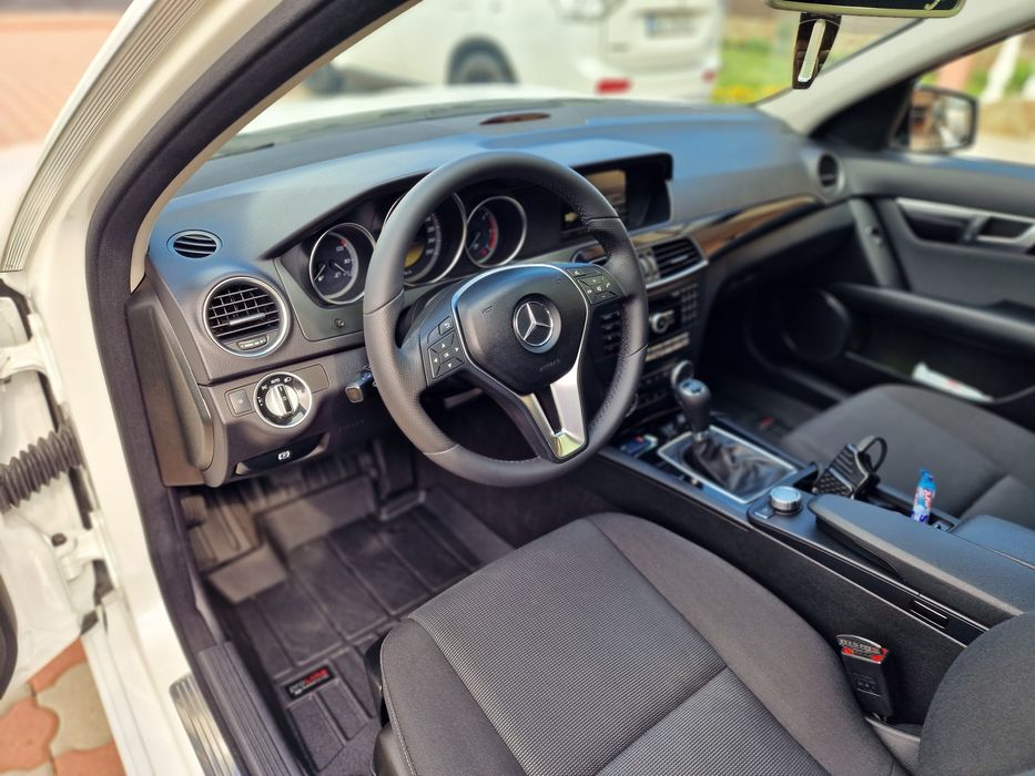 Vând volan fără airbag C-Classe W204