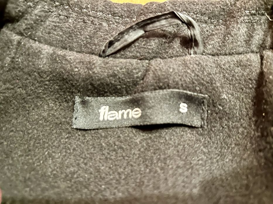 Palton scurt,captusit,marimea S