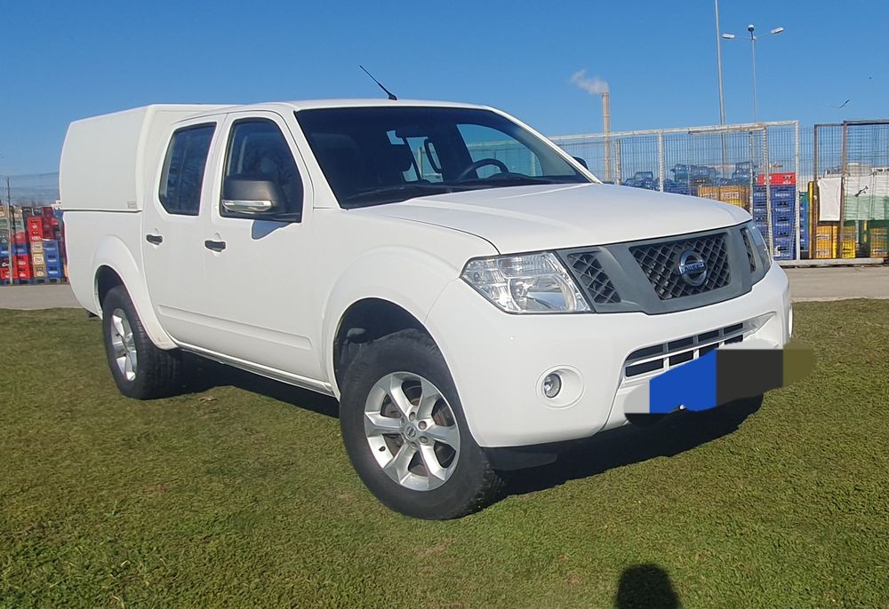 Nissan navara 4×4