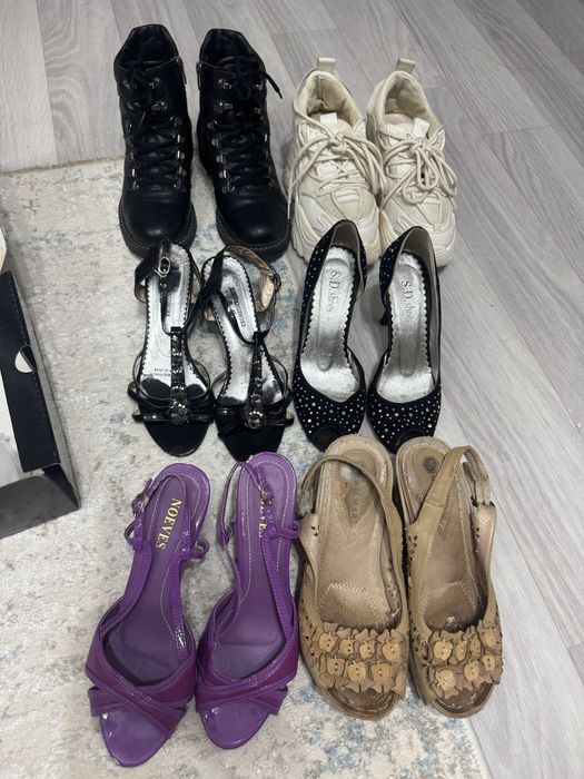 Отдаю обувь бесплатно