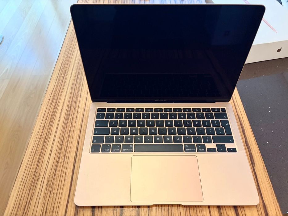 Macbook Air 13 -