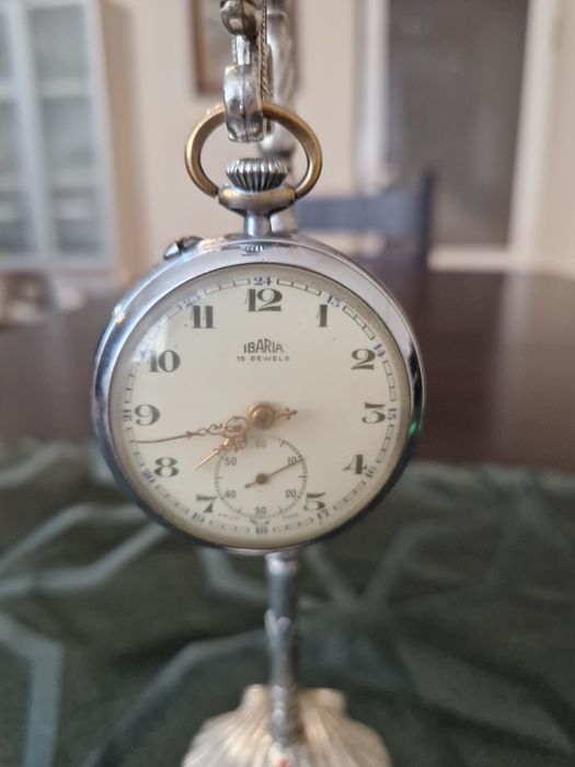 Рядък антикварен колекционерски швейцарски джобен часовник Ibaria