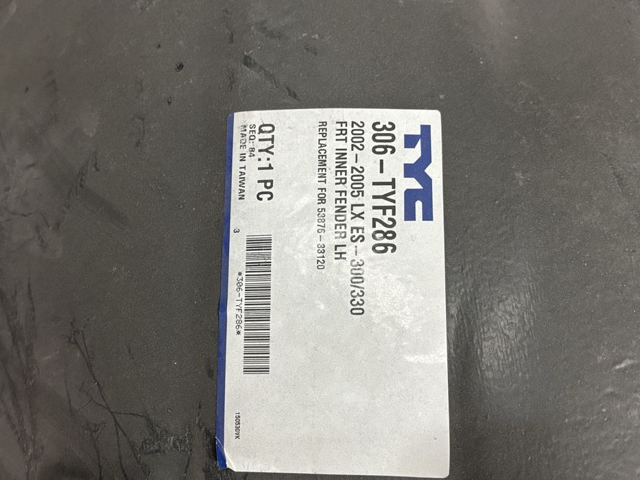 Подкрыльник передний левый es300-330