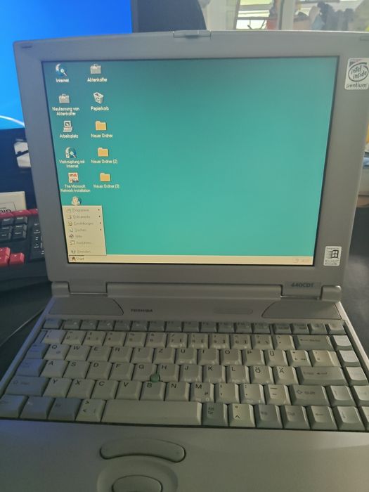Продавам ретро лаптоп Toshiba 440CDT Sstelite pro