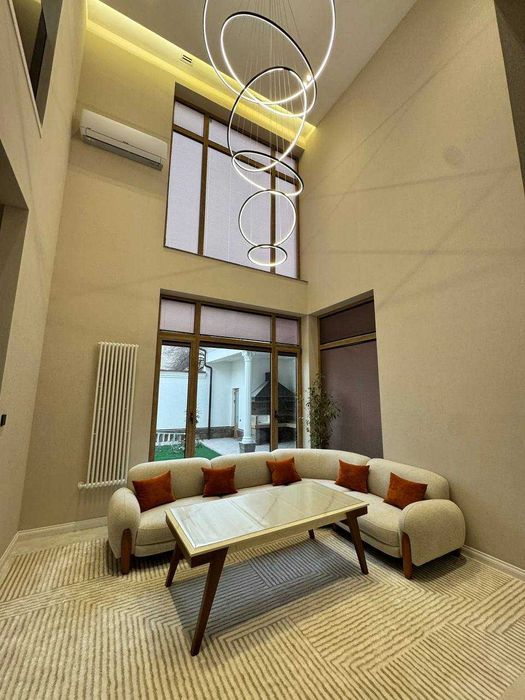 Продаётся новый Евро дом в одном из самых престижных районов города!