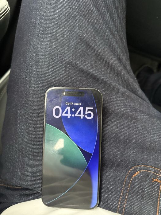 Iphone 15 pro продается срочно !!!