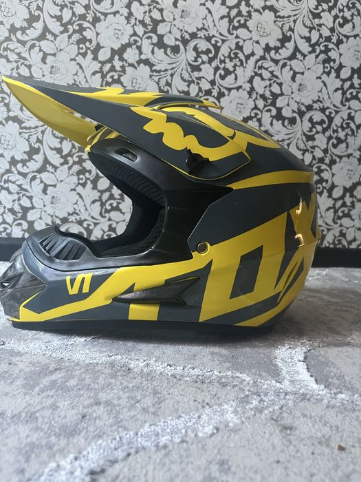 продам шлем недорого