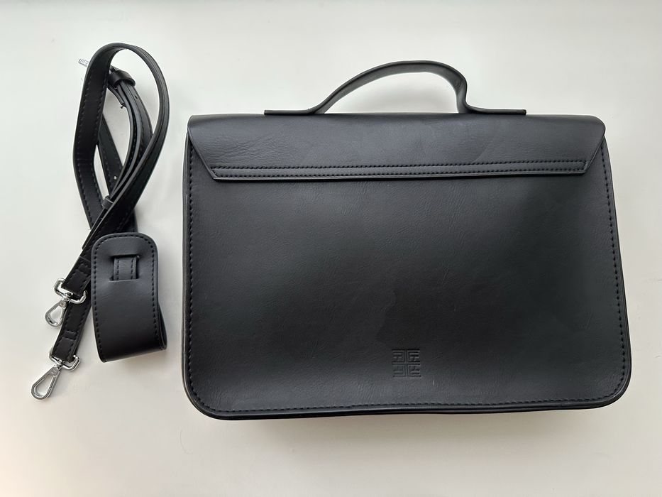 Портфель черный