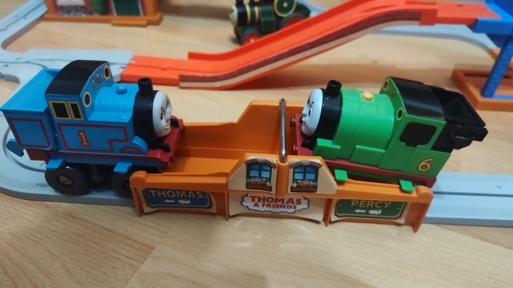 Thomas big sale loader set