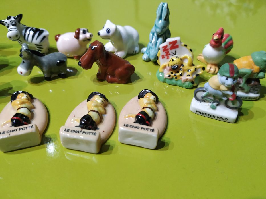 Minifigurine portelan! Calitate exceptionala, modele deosebite!