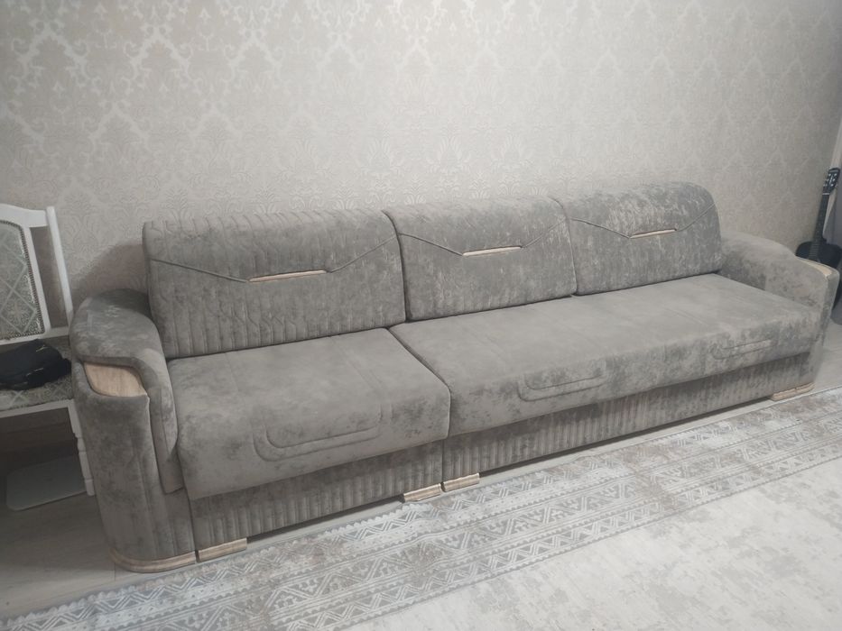 Продаю диван срочно в рассрочку