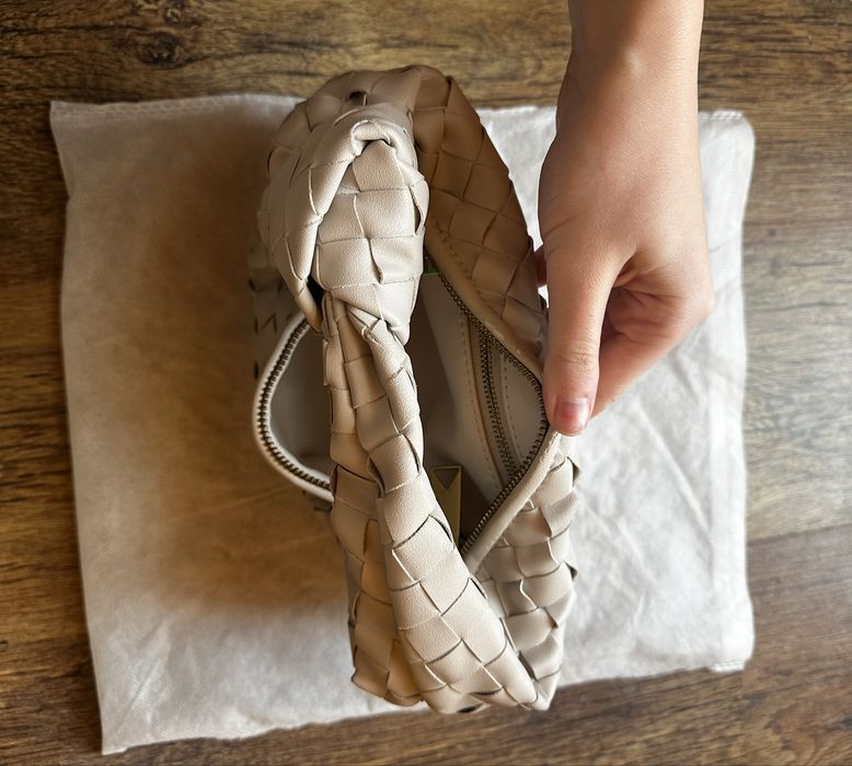 Дамска чанта естествена кожа