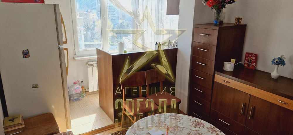 Апартамент с 3 стаи в центъра