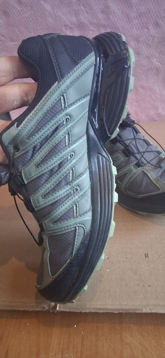Adidași Salomon gore-tex mărimea 42⅔