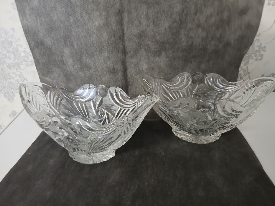 Продам хрустальные вазы