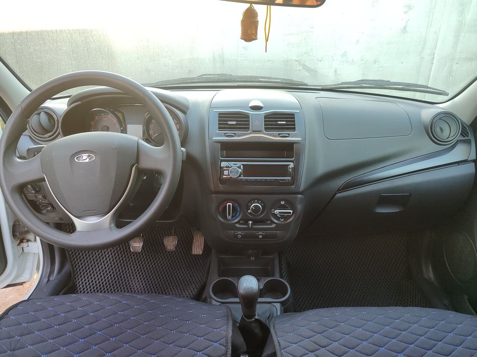 Ваз/лада гранта/автомобиль