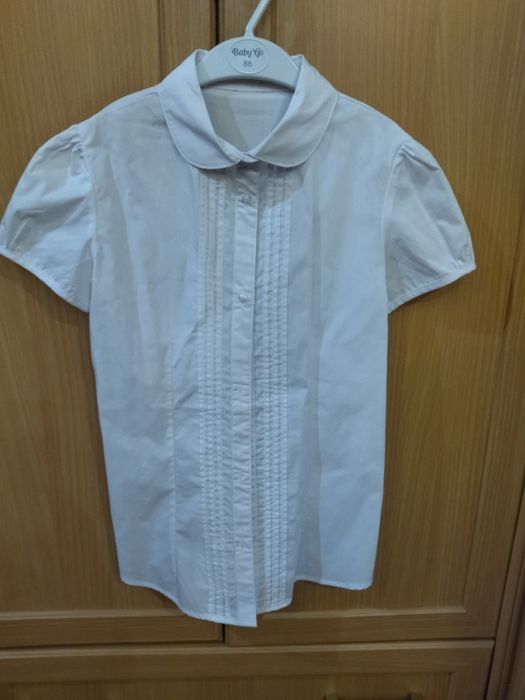 Продам  на девочку 7-8 лет