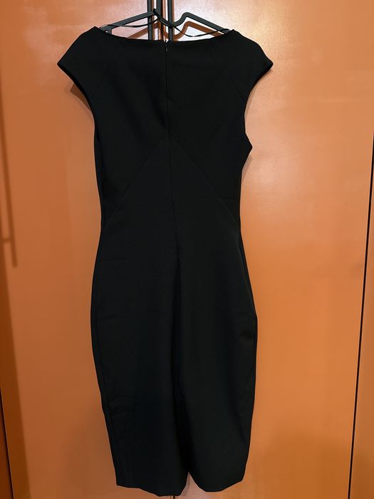 Черное женское платье