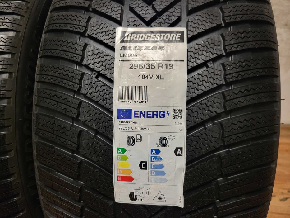 295/35/19 Bridgestone / зимни гуми чисто нови
