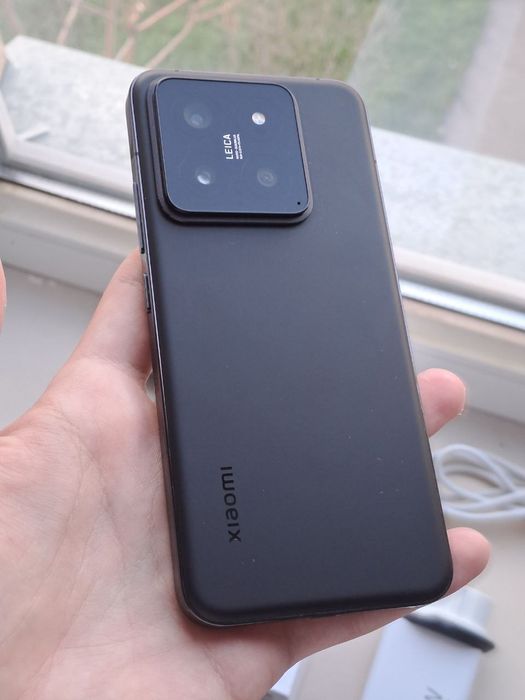 Xiaomi 14 256GB CN Срочно