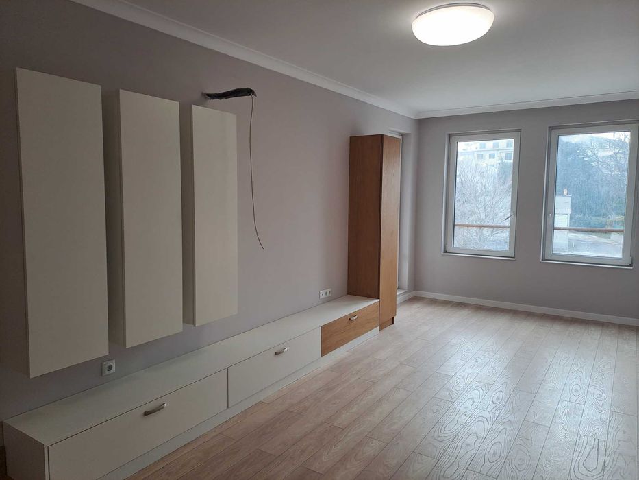 Продава се Двустаен апартамент в к.к. Св.Св. Константин и Елена - 77 кв.м за 2088 €/кв.м - Снимка #1