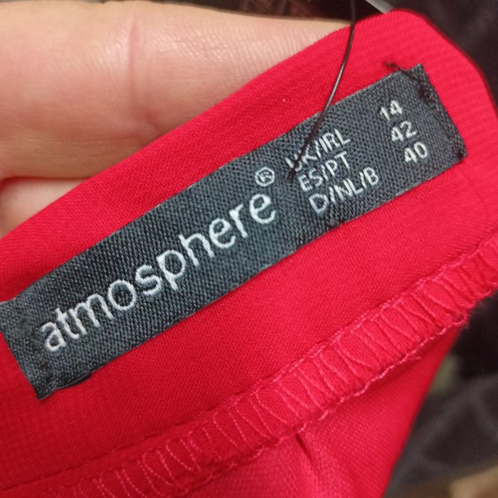 Fustă Plisată Atmosphere – Roșu Vibrant cu Detaliu Bleumarin mărimea S