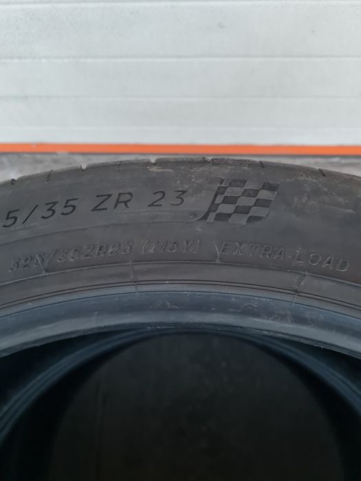 Летни гуми 2 броя MICHELIN PilotSprot4S  325 35 R23 дот 5023