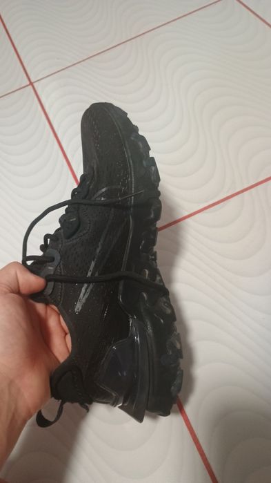 Vând Adidasi Nike React Vison