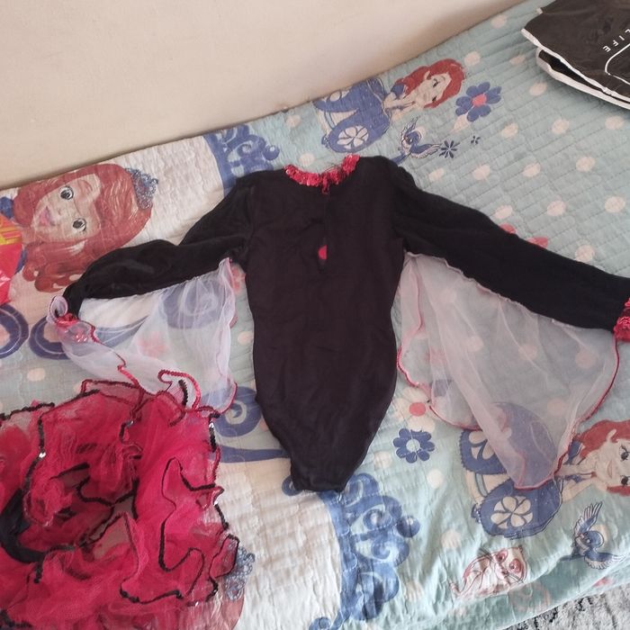 Костюм для занятий гимнастикой