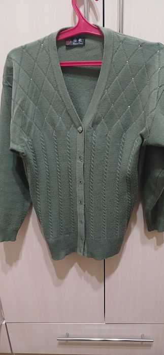 Продаётся шаль, кардиган, двойка, нимча