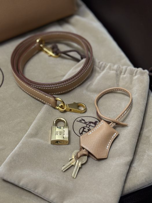 Geantă Hermès Kelly 32 Sellier Gold Epsom