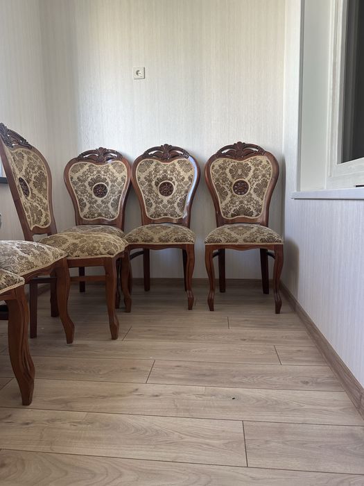 stullar bor 11 ta holati yaxshi ishlatilgan holati