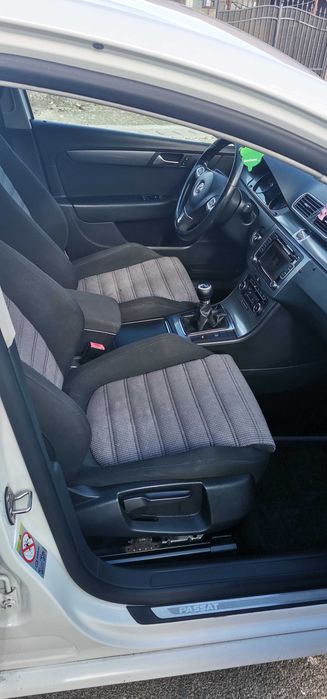 Volkswagen Passat B7 Sedan 2.0 TDI