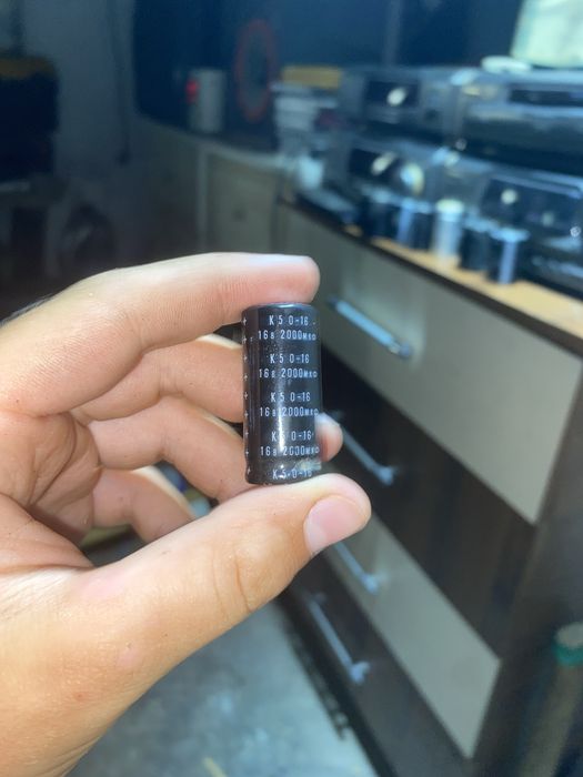 продам радиодетали-кондетсаторы