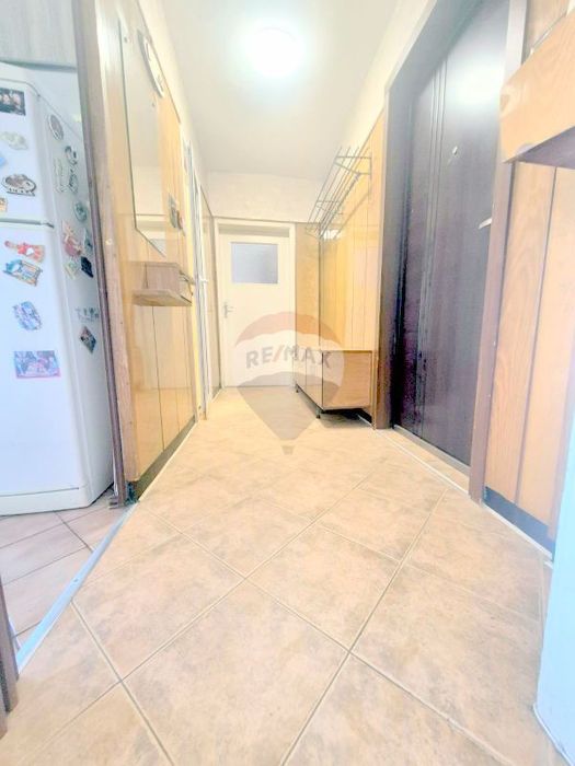 Продава се Двустаен апартамент в Варна, Цветен квартал - 61 кв.м за 2377 €/кв.м - Снимка #6