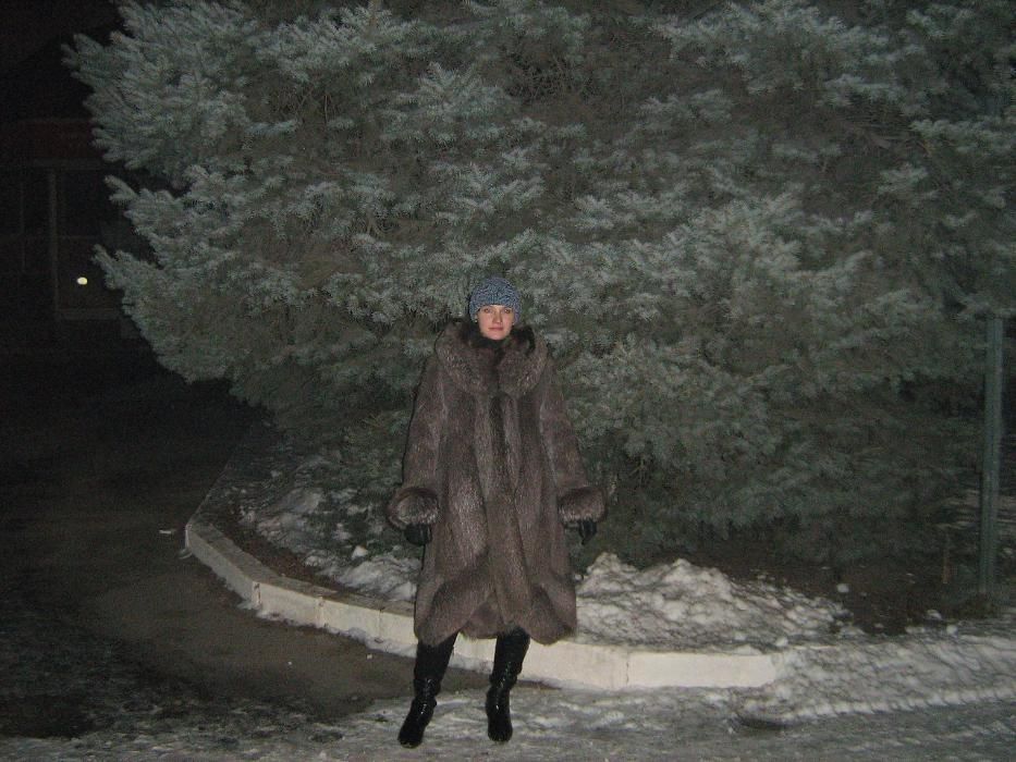 Продам шубу из нутрии.